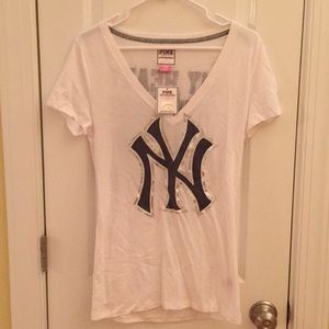 Victoria Secret PINK - Yankees top